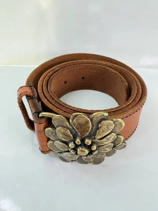 Vintage Genuine Leather Belt with Floral Buckle – Size L/XL - Picture 3 of 12